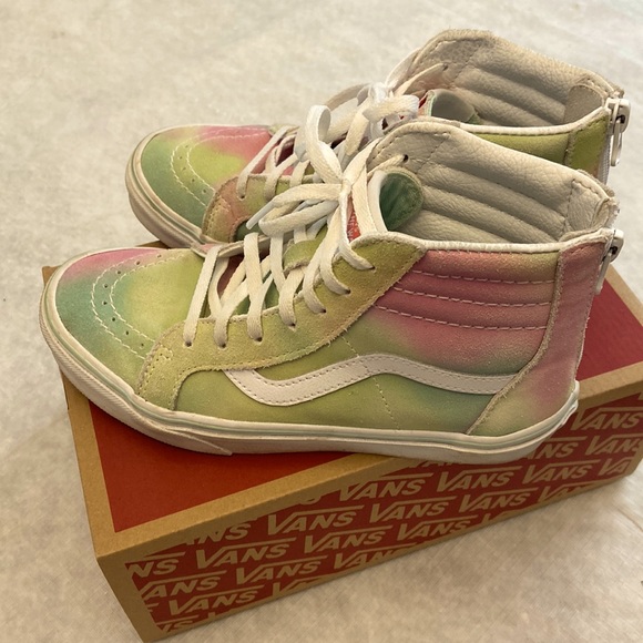 Girls Sk8-Hi Zip Vans - Size 3.0 Youth; Rainbow Suede Pastel - Picture 1 of 12